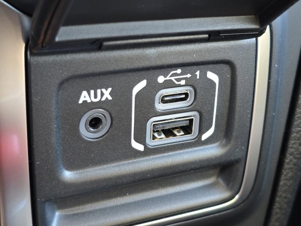 new 2026 Jeep Gladiator car, priced at $53,000