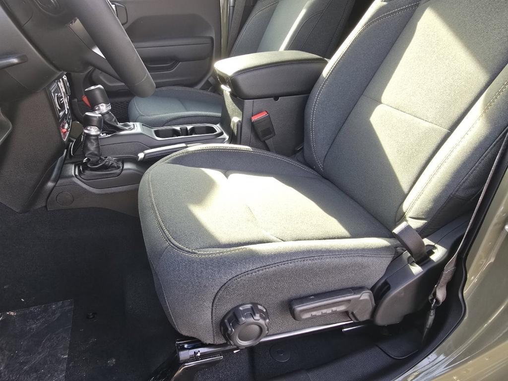 new 2026 Jeep Wrangler car, priced at $47,980