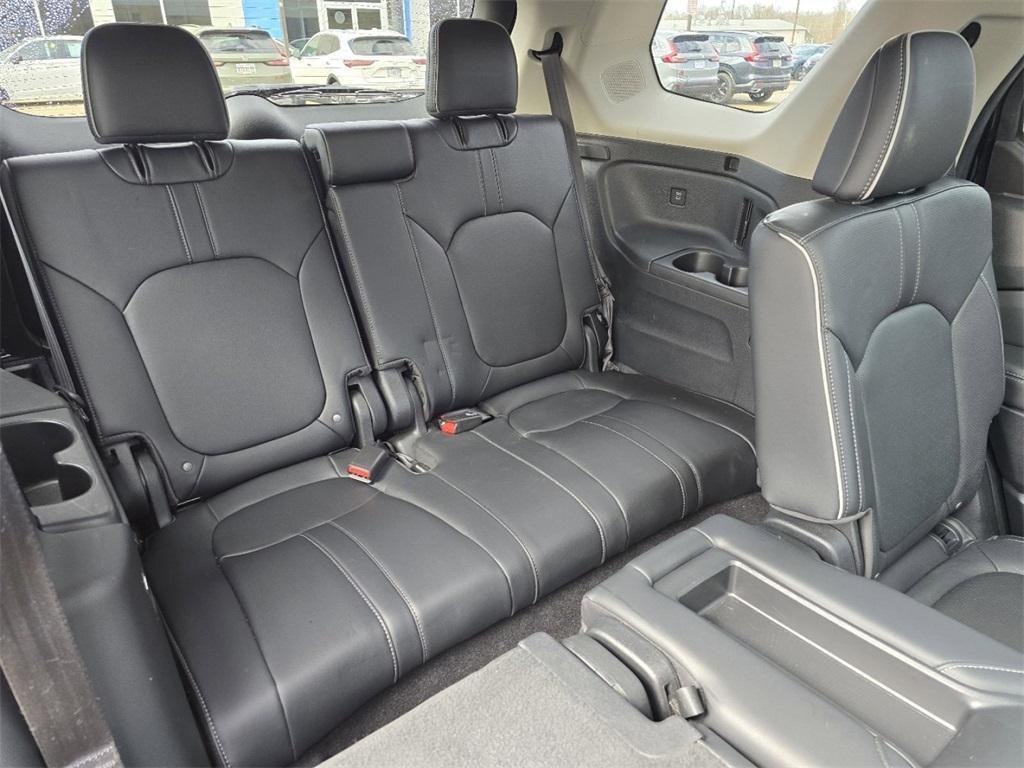 used 2024 Honda Pilot car, priced at $44,100