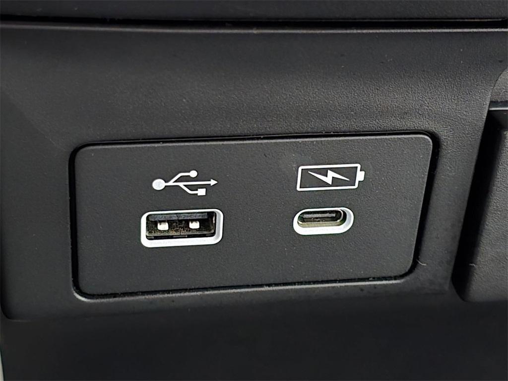 used 2025 Honda Odyssey car, priced at $40,750