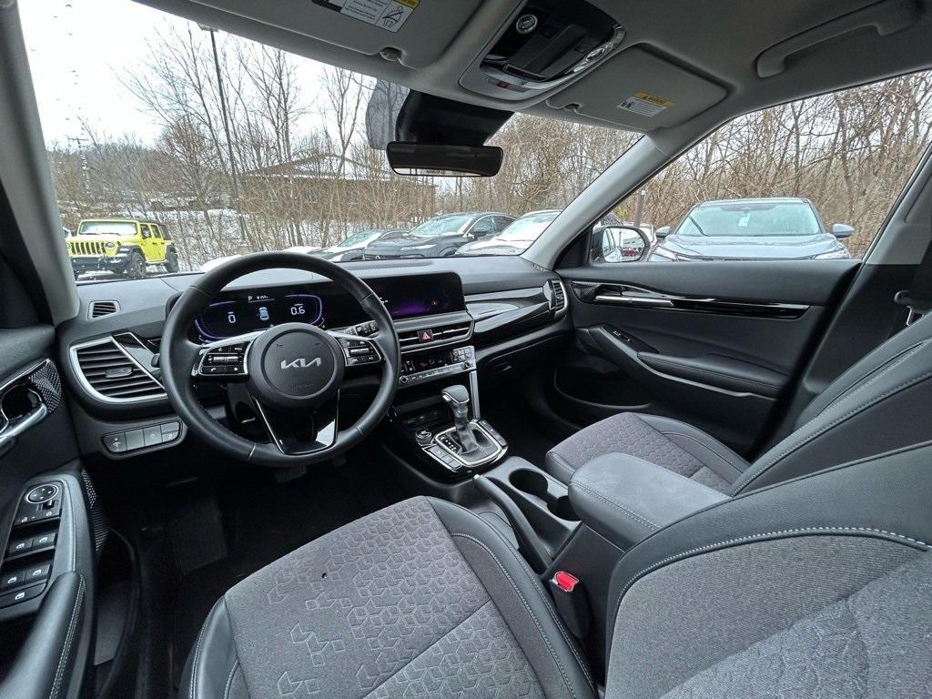 used 2026 Kia Seltos car, priced at $25,980