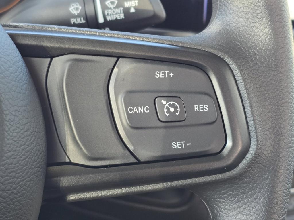 new 2026 Jeep Gladiator car, priced at $38,980