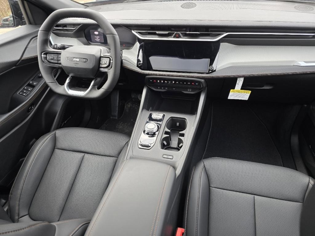 new 2026 Jeep Cherokee car, priced at $44,175