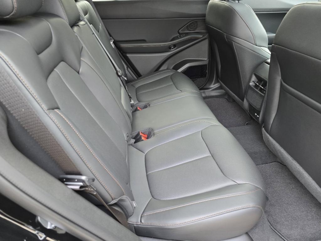 new 2026 Jeep Cherokee car, priced at $44,175