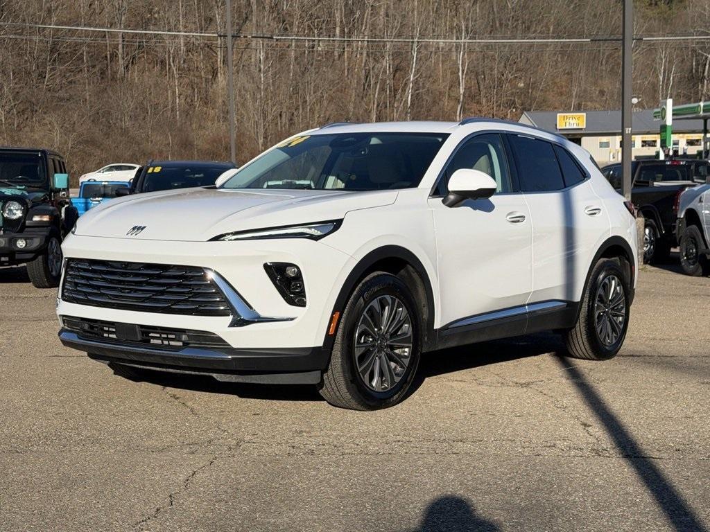 used 2024 Buick Envision car, priced at $27,990