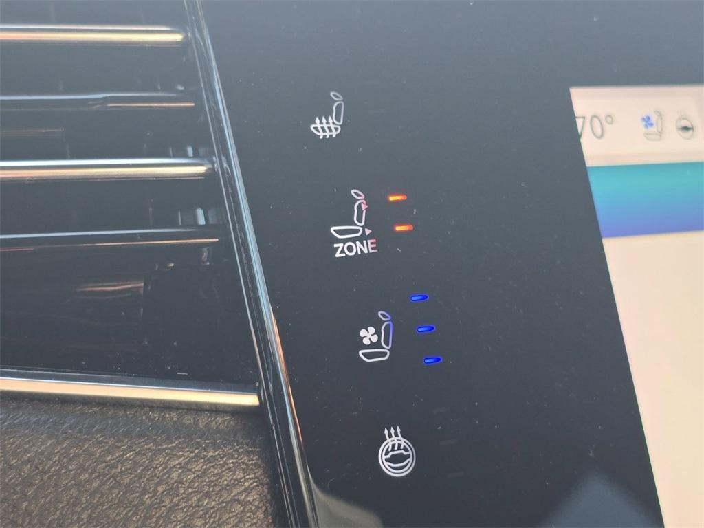 used 2024 Jeep Wagoneer car, priced at $44,948