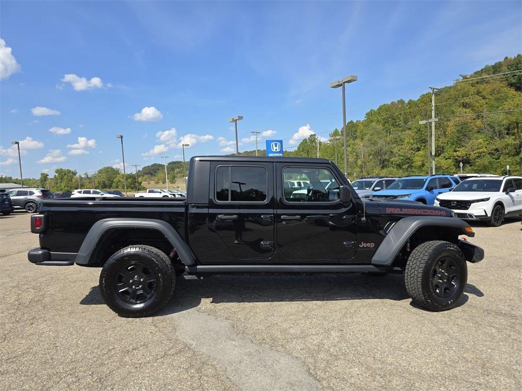 used 2022 Jeep Gladiator car, priced at $29,395