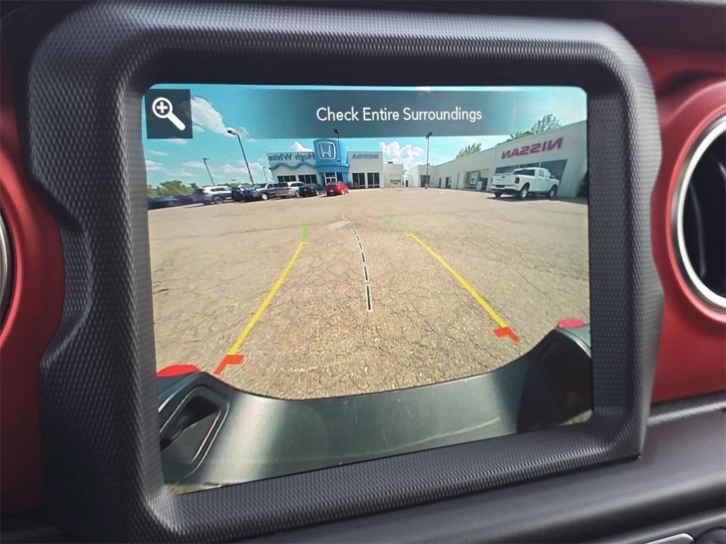 used 2022 Jeep Gladiator car, priced at $29,395