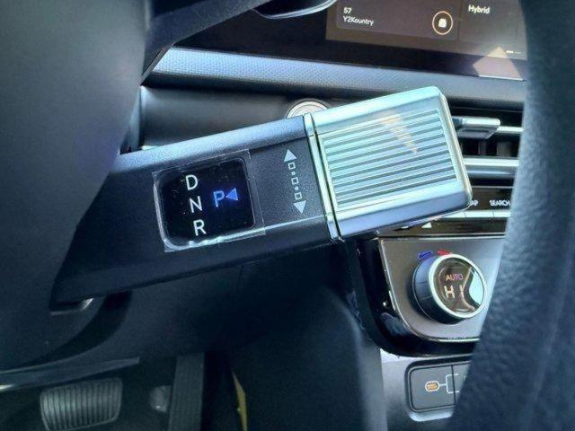 new 2026 Hyundai TUCSON Hybrid car, priced at $31,277