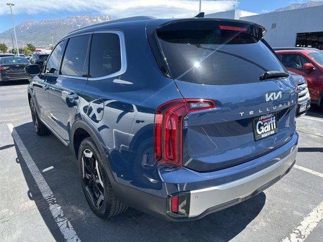 used 2023 Kia Telluride car, priced at $29,436