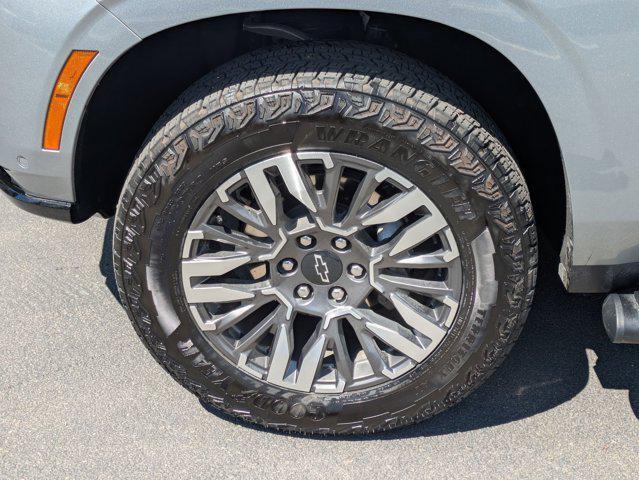 used 2025 Chevrolet Suburban car, priced at $63,070