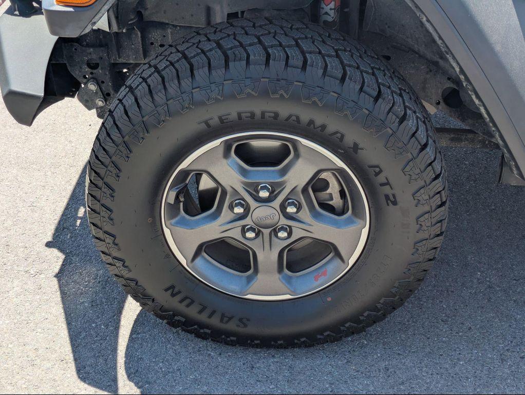 used 2020 Jeep Gladiator car, priced at $30,797