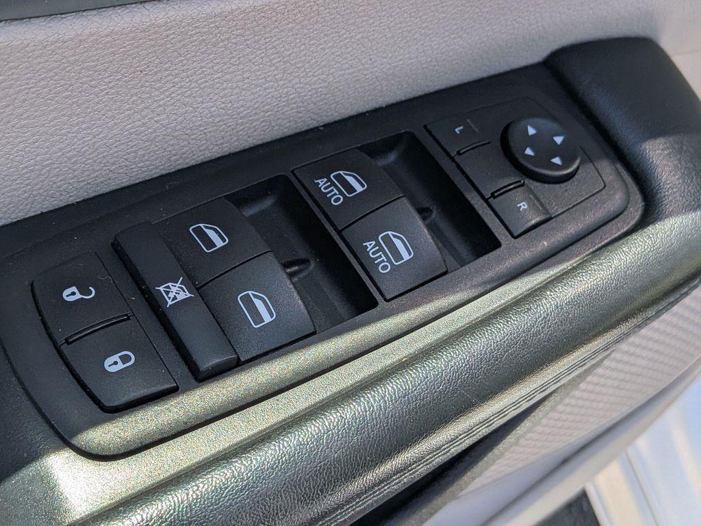 used 2018 Chrysler Pacifica Hybrid car, priced at $17,080
