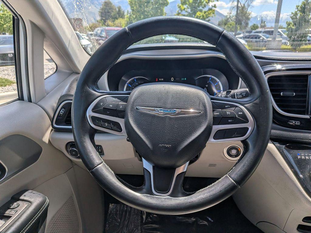 used 2018 Chrysler Pacifica Hybrid car, priced at $17,080
