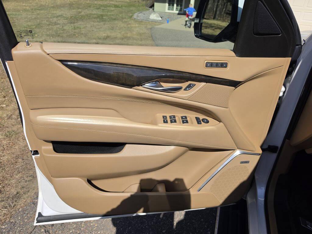 used 2019 Cadillac Escalade car