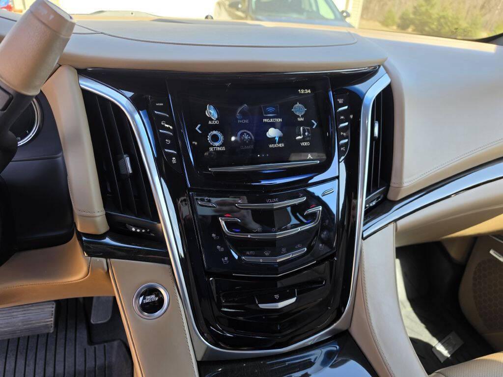 used 2019 Cadillac Escalade car