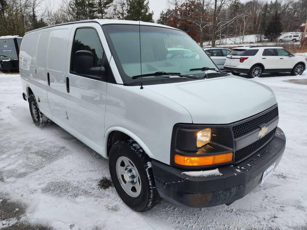 used 2008 Chevrolet Express 1500 car, priced at $5,500