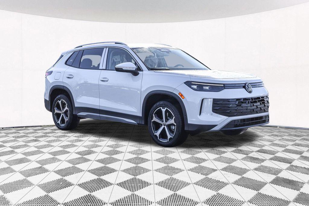 new 2026 Volkswagen Tiguan car, priced at $35,006