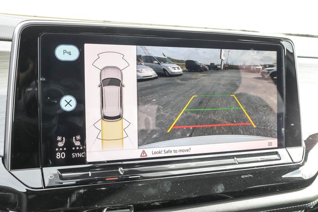 new 2026 Volkswagen Atlas Cross Sport car, priced at $43,070