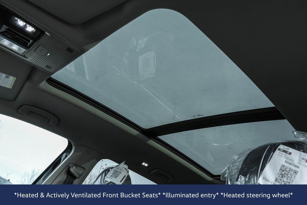 new 2026 Volkswagen Atlas car, priced at $45,620