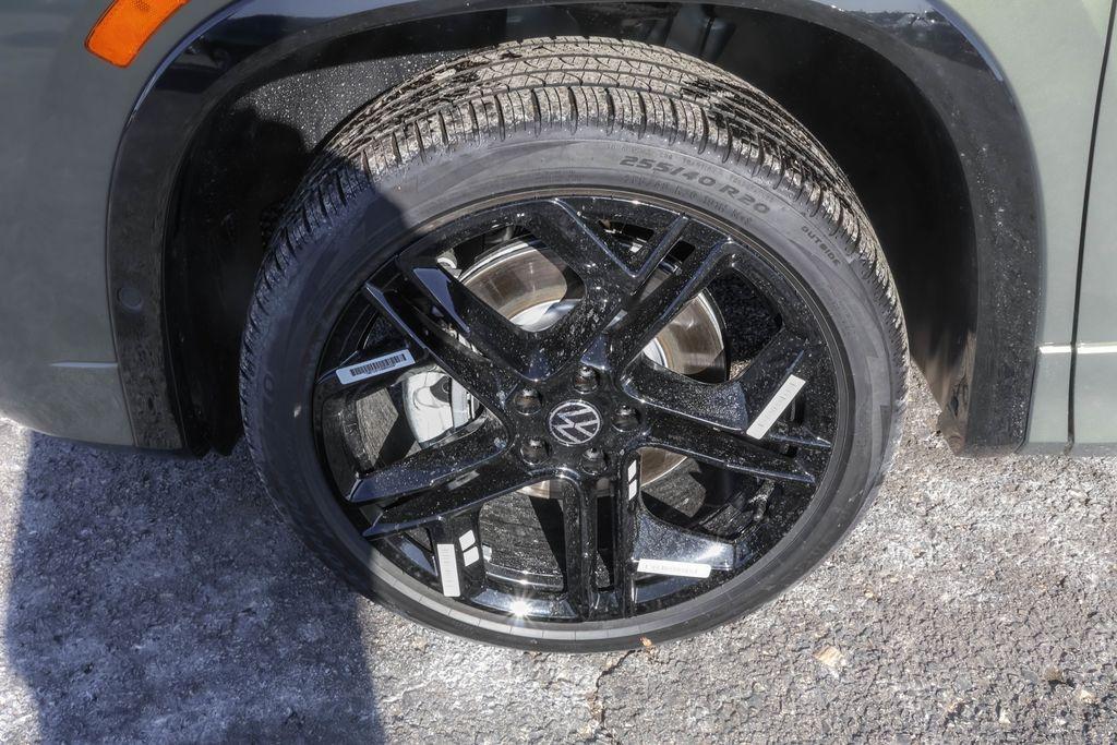 new 2026 Volkswagen Tiguan car, priced at $39,671