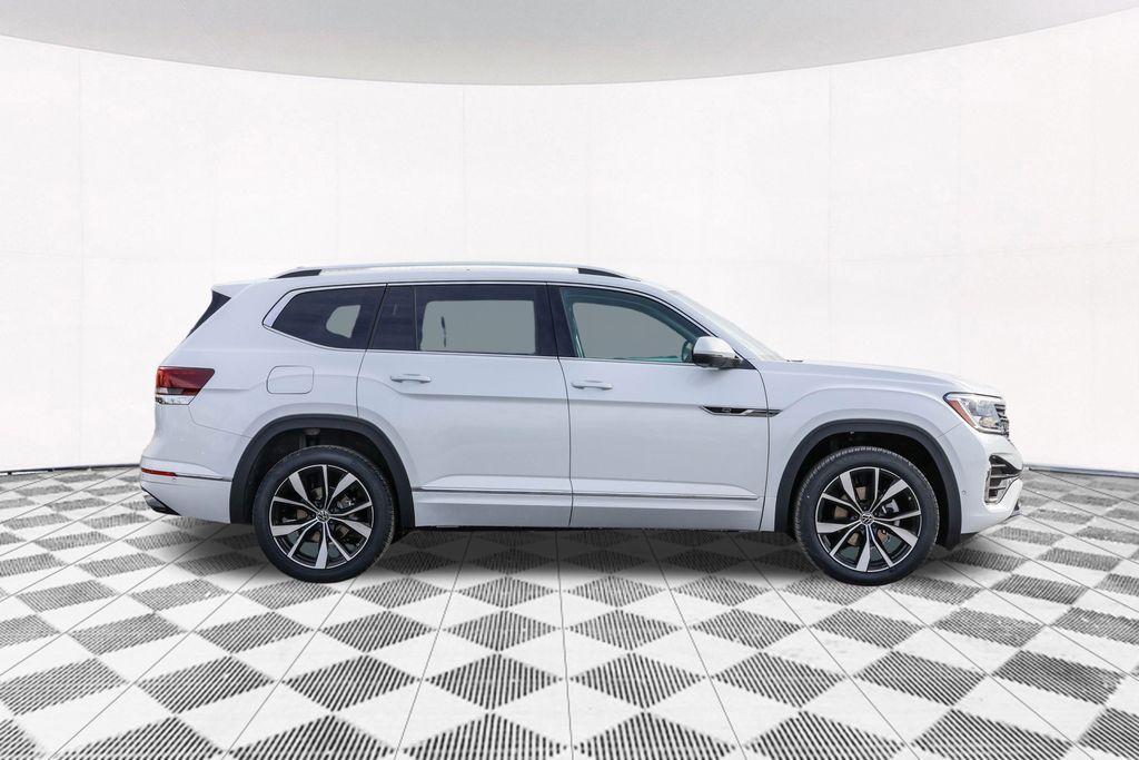 new 2026 Volkswagen Atlas car, priced at $52,618