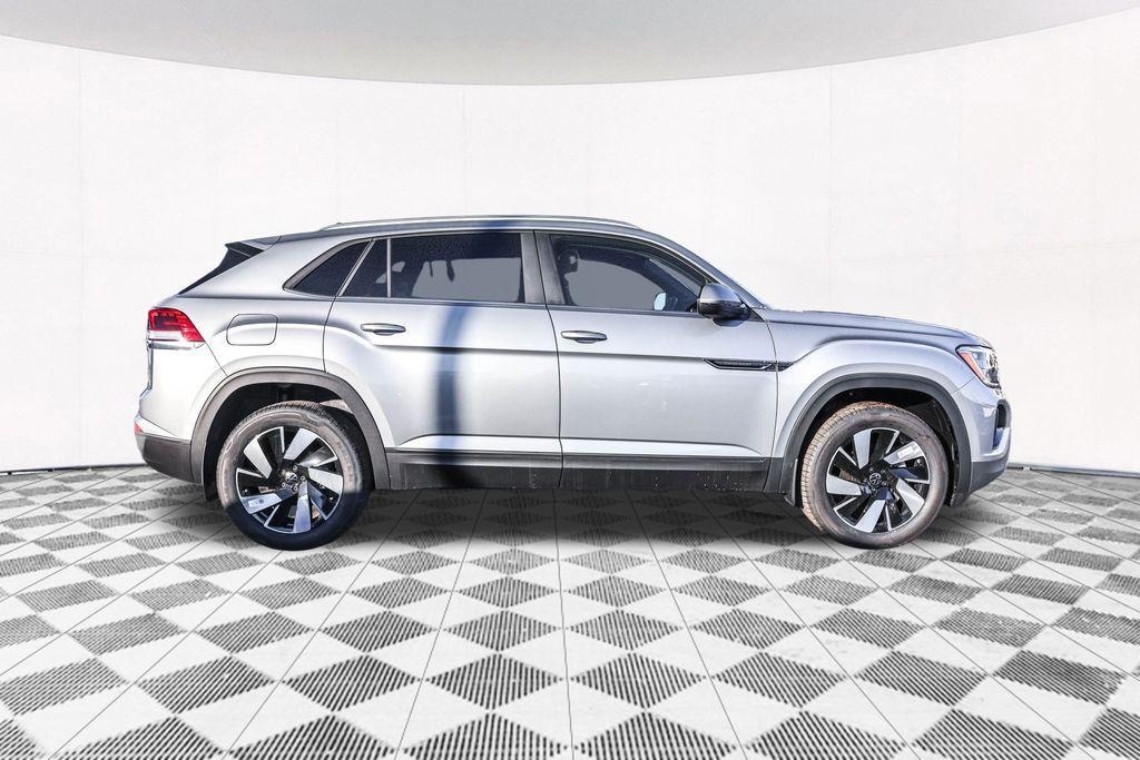 new 2026 Volkswagen Atlas Cross Sport car, priced at $44,298
