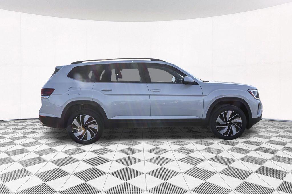 new 2026 Volkswagen Atlas car, priced at $43,776