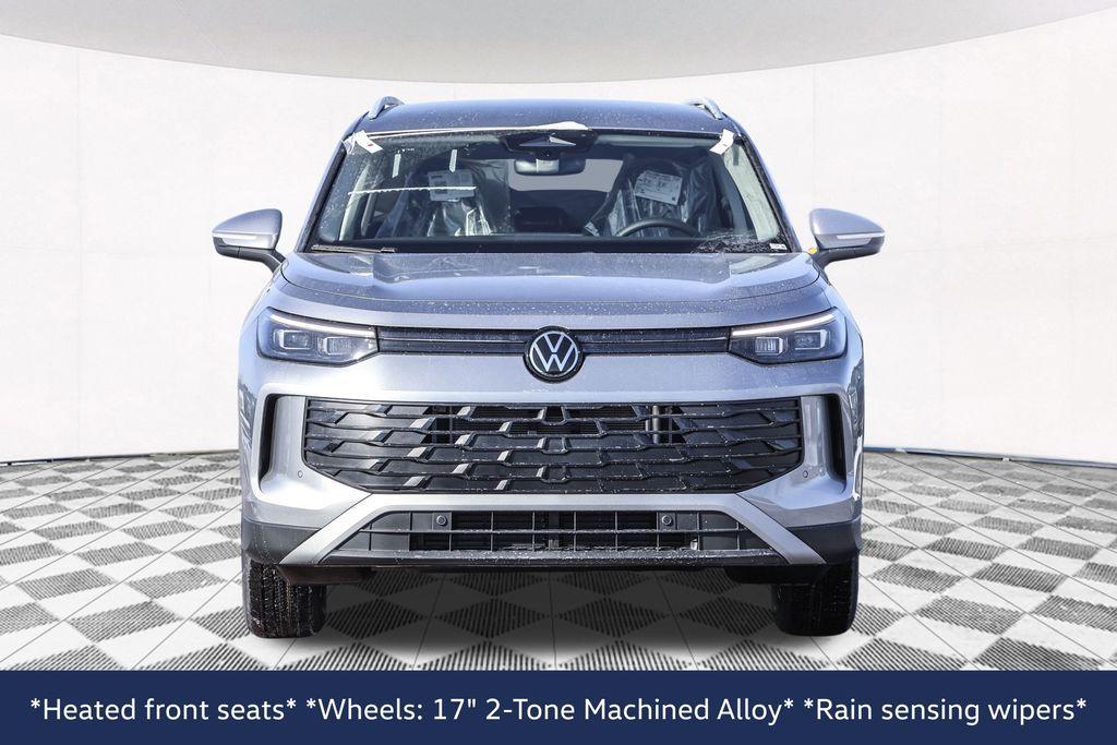 new 2026 Volkswagen Tiguan car, priced at $32,295