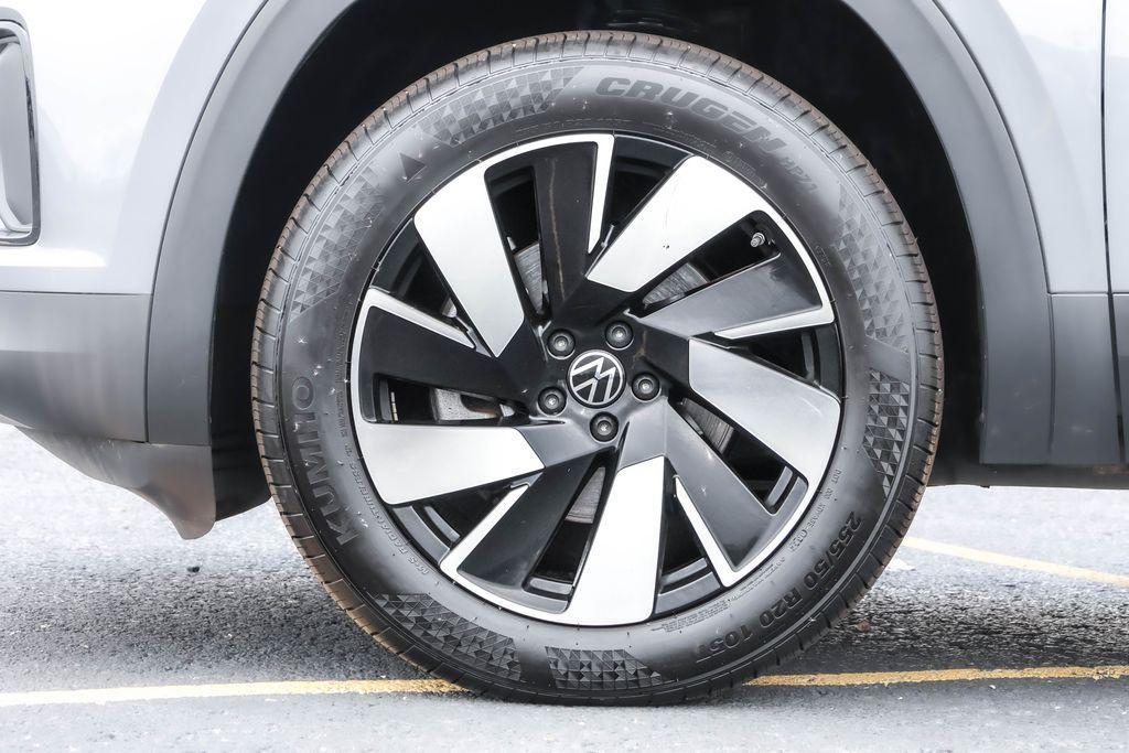 used 2024 Volkswagen Atlas Cross Sport car, priced at $30,623