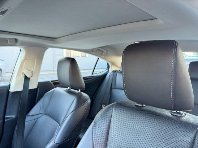 used 2020 Lexus ES 300h car, priced at $28,888