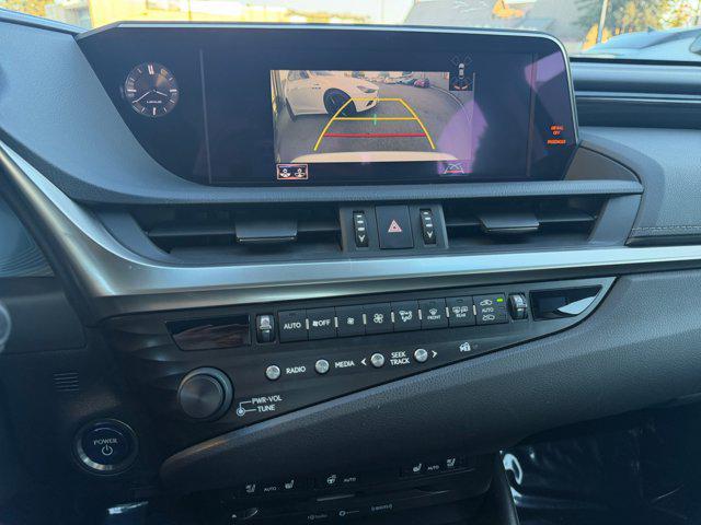 used 2020 Lexus ES 300h car, priced at $28,888