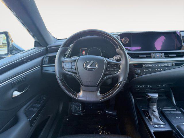 used 2020 Lexus ES 300h car, priced at $28,888