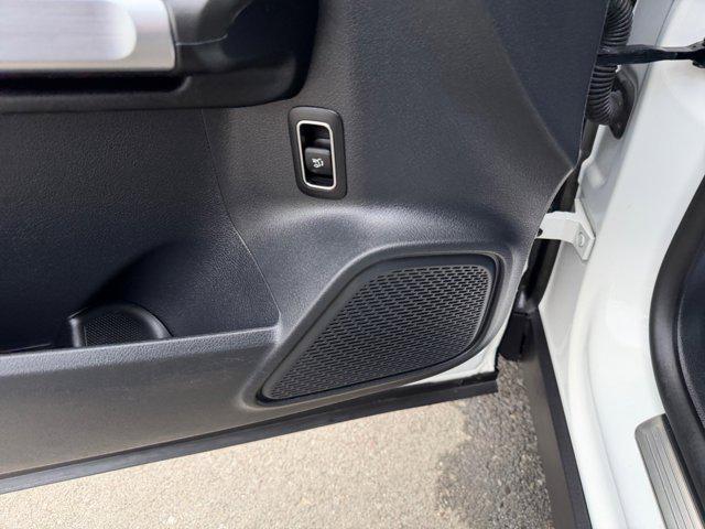 used 2022 Mercedes-Benz GLB 250 car, priced at $24,999