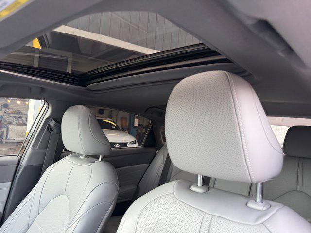 used 2019 Toyota Avalon Hybrid car, priced at $27,995