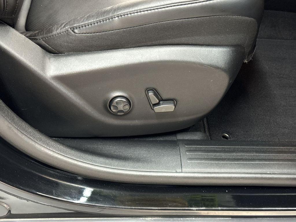 used 2021 Jeep Cherokee car, priced at $10,912