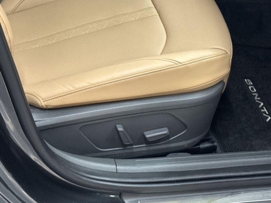 used 2025 Hyundai Sonata Hybrid car, priced at $31,312