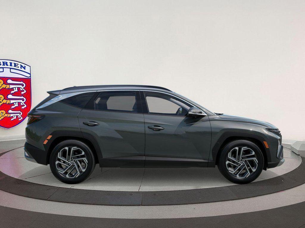 new 2026 Hyundai TUCSON Hybrid car, priced at $44,470