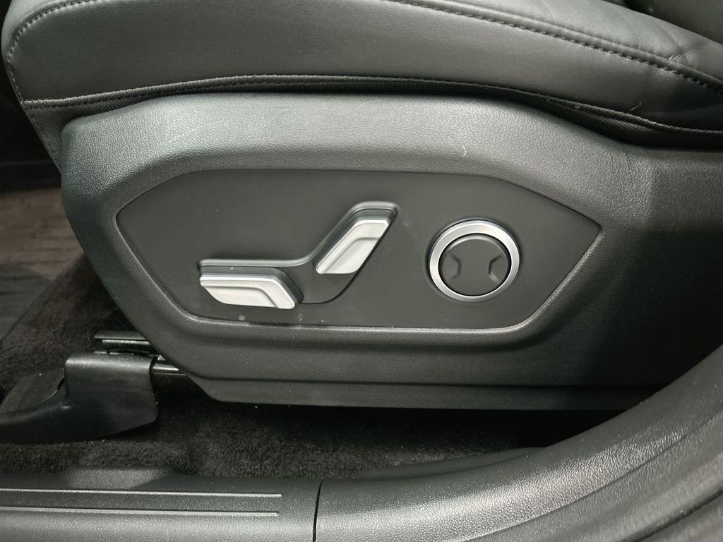 used 2024 Hyundai Santa Fe car, priced at $31,900