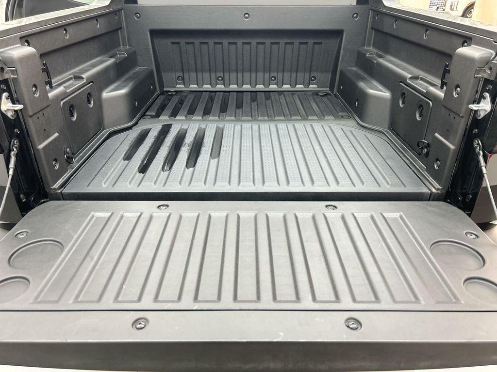 used 2025 Hyundai SANTA CRUZ car, priced at $27,900