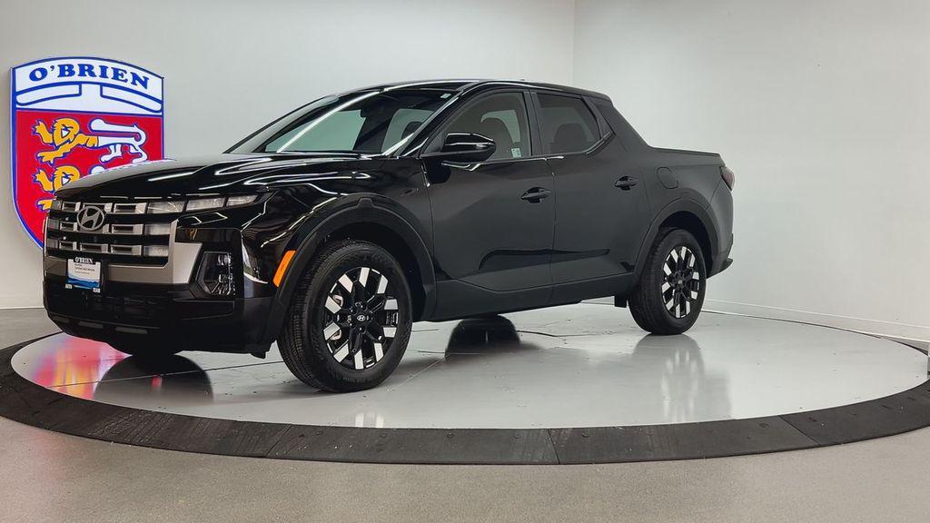 used 2025 Hyundai SANTA CRUZ car, priced at $27,900