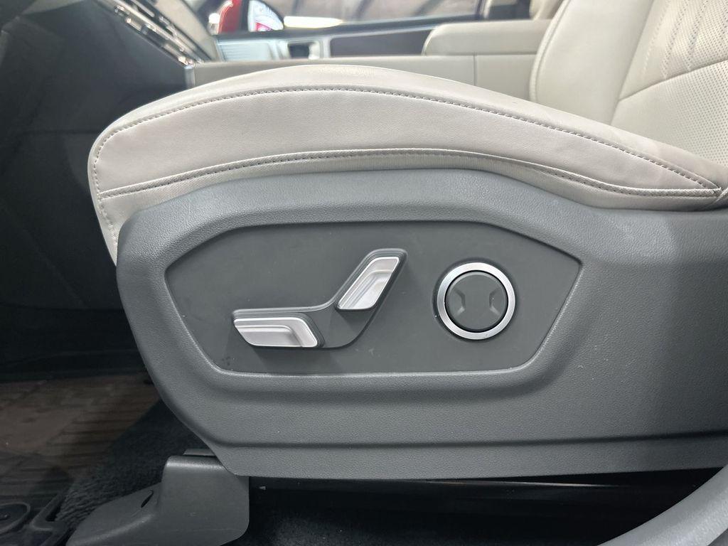 used 2025 Hyundai Santa Fe car, priced at $31,900