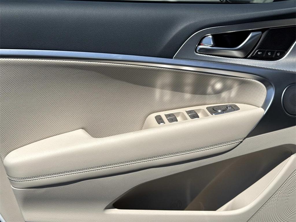 new 2026 Genesis G70 car