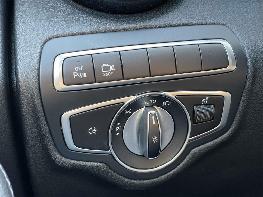 used 2019 Mercedes-Benz GLC 300 car, priced at $27,491