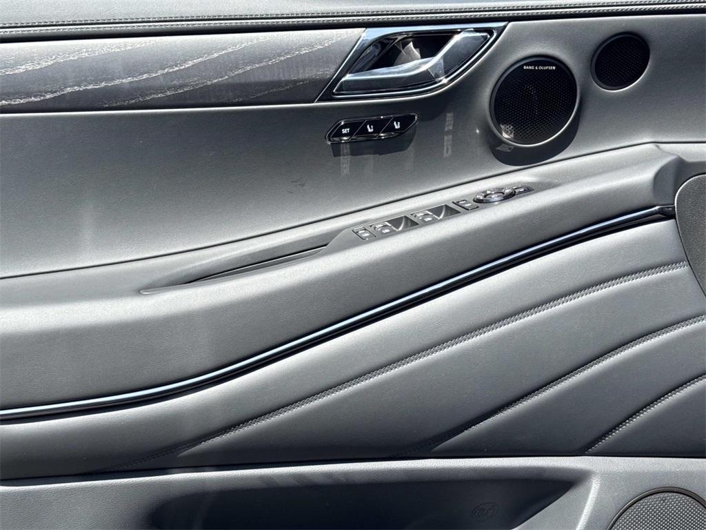 new 2026 Genesis GV80 car, priced at $86,085