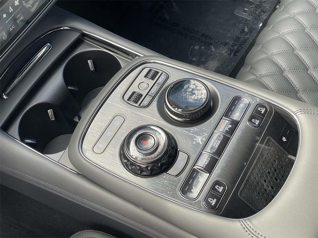 new 2026 Genesis G90 car, priced at $108,160