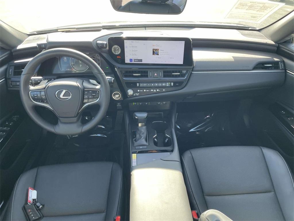 used 2024 Lexus ES 350 car, priced at $40,291
