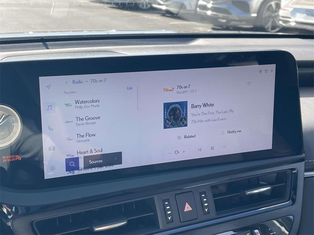 used 2024 Lexus ES 350 car, priced at $40,291