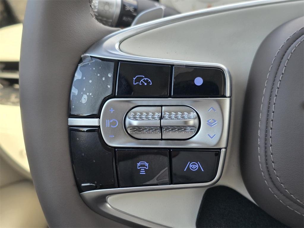 new 2026 Genesis G90 car, priced at $105,410