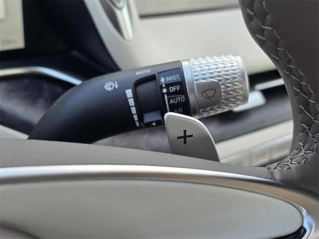 new 2026 Genesis G90 car, priced at $105,410